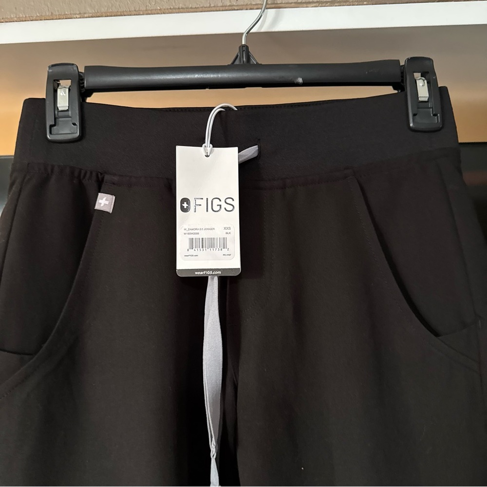 Figs NWT Zamora 2.0 Joggers Pants Black - Picture 5 of 6